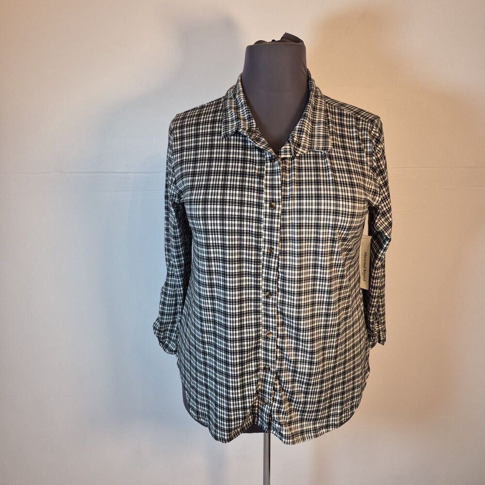Above and Beyond Button-Up Shirt Women's 2X Plaid Black White Roll Tab Sleeve